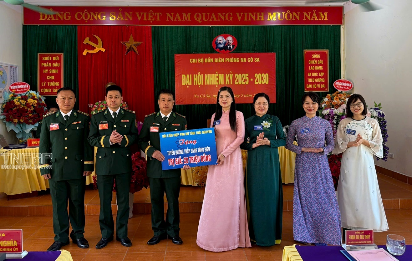 Hội Liên hiệp phụ nữ tỉnh Thái Nguyên tổ chức Chương trình "Đồng hành cùng phụ nữ biên cương" tại tỉnh Điện Biên